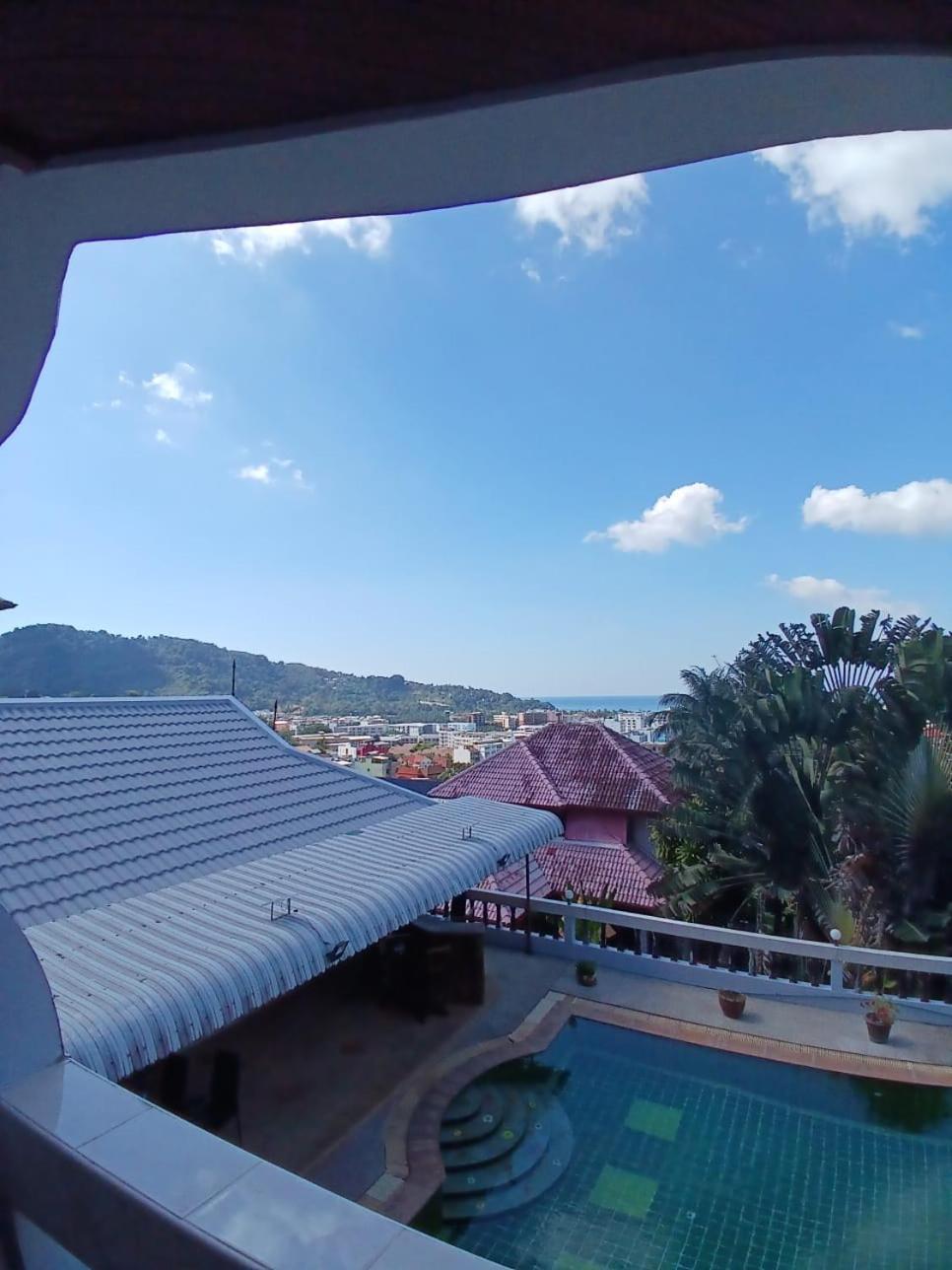 Aksarai Hotel Patong Eksteriør billede