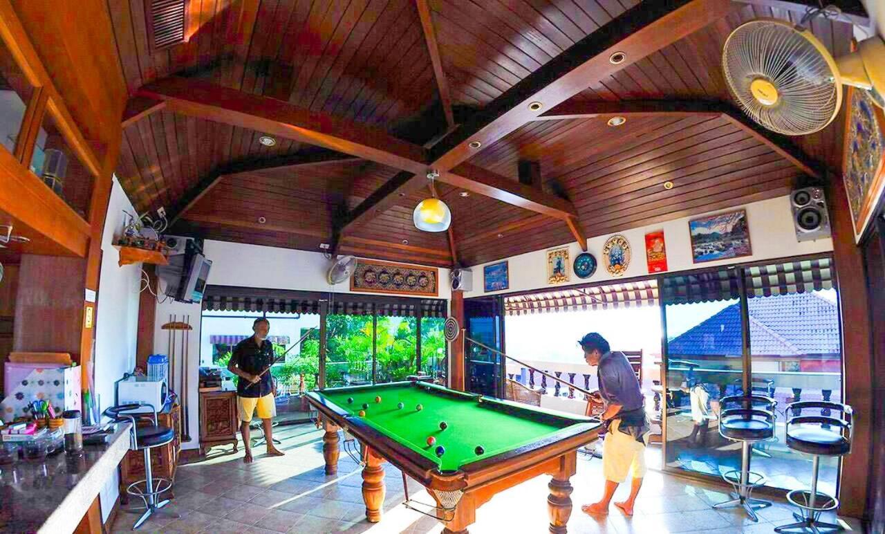Aksarai Hotel Patong Eksteriør billede